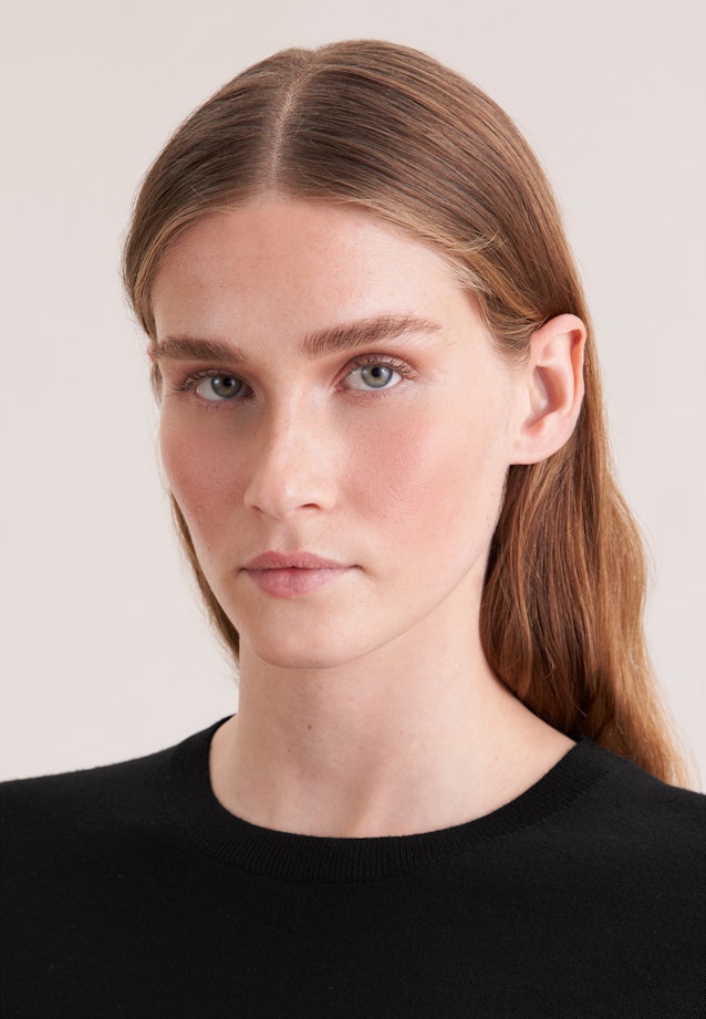 Un pull fin en tricot en laine et soie in Noir |  Seidensticker Onlineshop