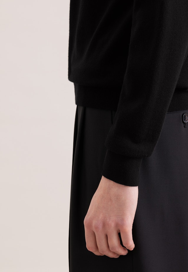 Un pull fin en tricot en laine et soie in Noir |  Seidensticker Onlineshop