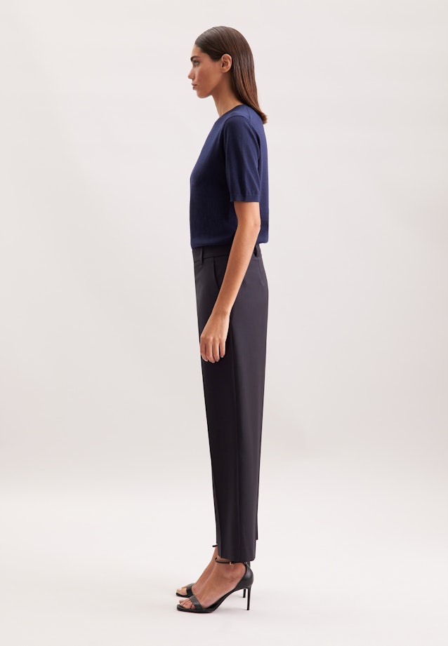 Schmale Hose mit Bügelfalten aus einer Wollmischung in Dunkelblau |  Seidensticker Onlineshop