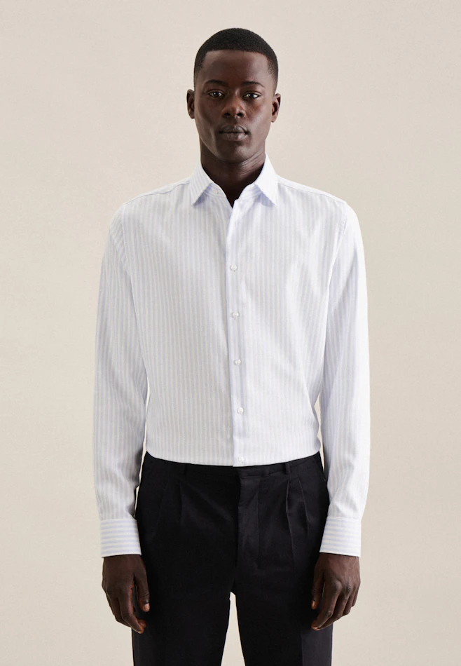 Shaped Chemise d'affaires rayures dans Bleu Clair | Boutique en ligne Seidensticker
