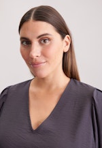 Blusenshirt mit V- Ausschnitt in Grau |  Seidensticker Onlineshop