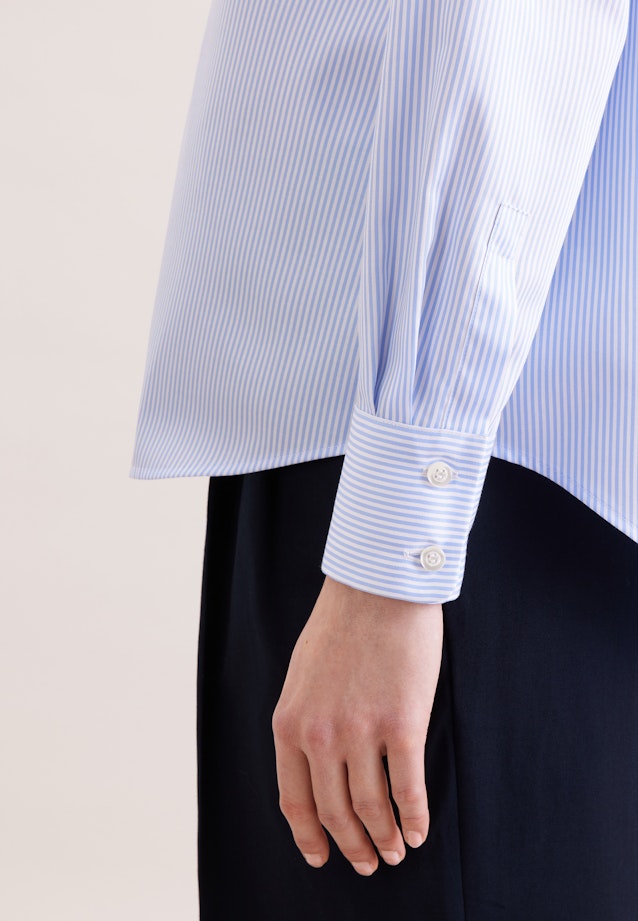 Hemdbluse in A- Linie aus Baumwollsatin in Mittelblau |  Seidensticker Onlineshop