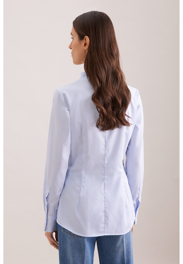 Kelchkragenbluse aus Baumwollsatin slim fit in Hellblau |  Seidensticker Onlineshop