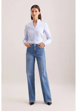 Chemisier à col en gobelet en satin de coton ajusté in Bleu Clair |  Seidensticker Onlineshop