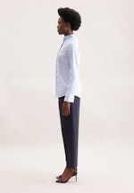 Kelchkragenbluse aus Baumwollsatin slim fit in Hellblau |  Seidensticker Onlineshop