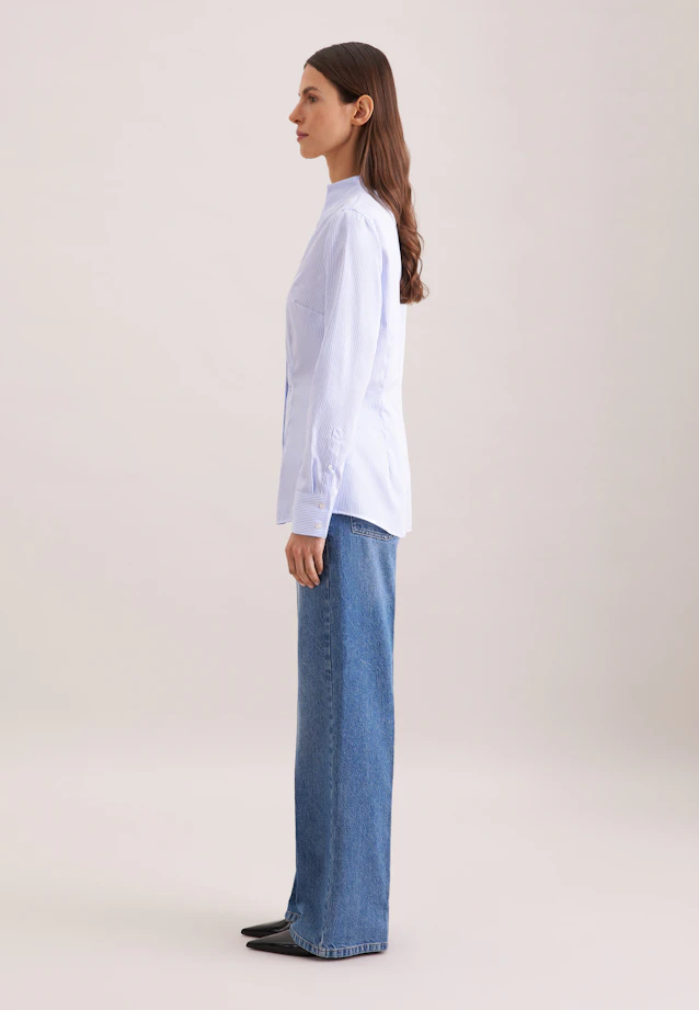 Kelchkragenbluse aus Baumwollsatin slim fit in Hellblau |  Seidensticker Onlineshop