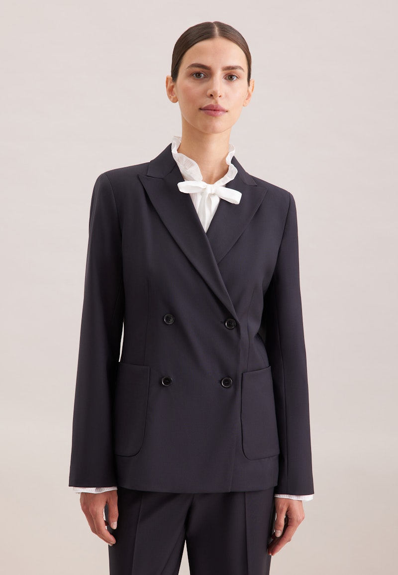 Zweireihiger Blazer mit aufgesetzten Taschen aus einer Wollmischung