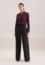 Gerade Hose mit Bügelfalten aus einer Wollmischung in Schwarz |  Seidensticker Onlineshop