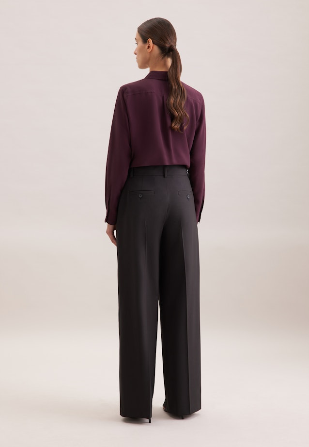 Gerade Hose mit Bügelfalten aus einer Wollmischung in Schwarz |  Seidensticker Onlineshop