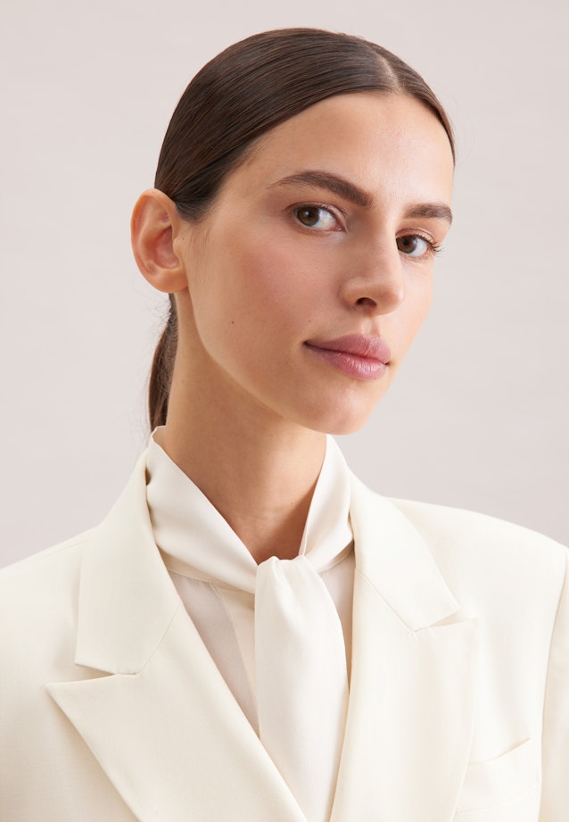 Zweireihiger Blazer mit Pattentaschen aus einer Wollmischung in Ecru |  Seidensticker Onlineshop