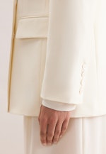 Zweireihiger Blazer mit Pattentaschen aus einer Wollmischung in Ecru |  Seidensticker Onlineshop