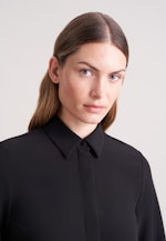 Hemdbluse mit langer Manschette in Schwarz |  Seidensticker Onlineshop