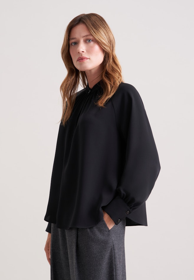 Raglanbluse mit Stehkragen in Schwarz | Seidensticker Onlineshop