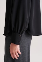 Raglanbluse mit Stehkragen in Schwarz |  Seidensticker Onlineshop