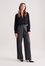 Raglanbluse mit Stehkragen in Schwarz |  Seidensticker Onlineshop