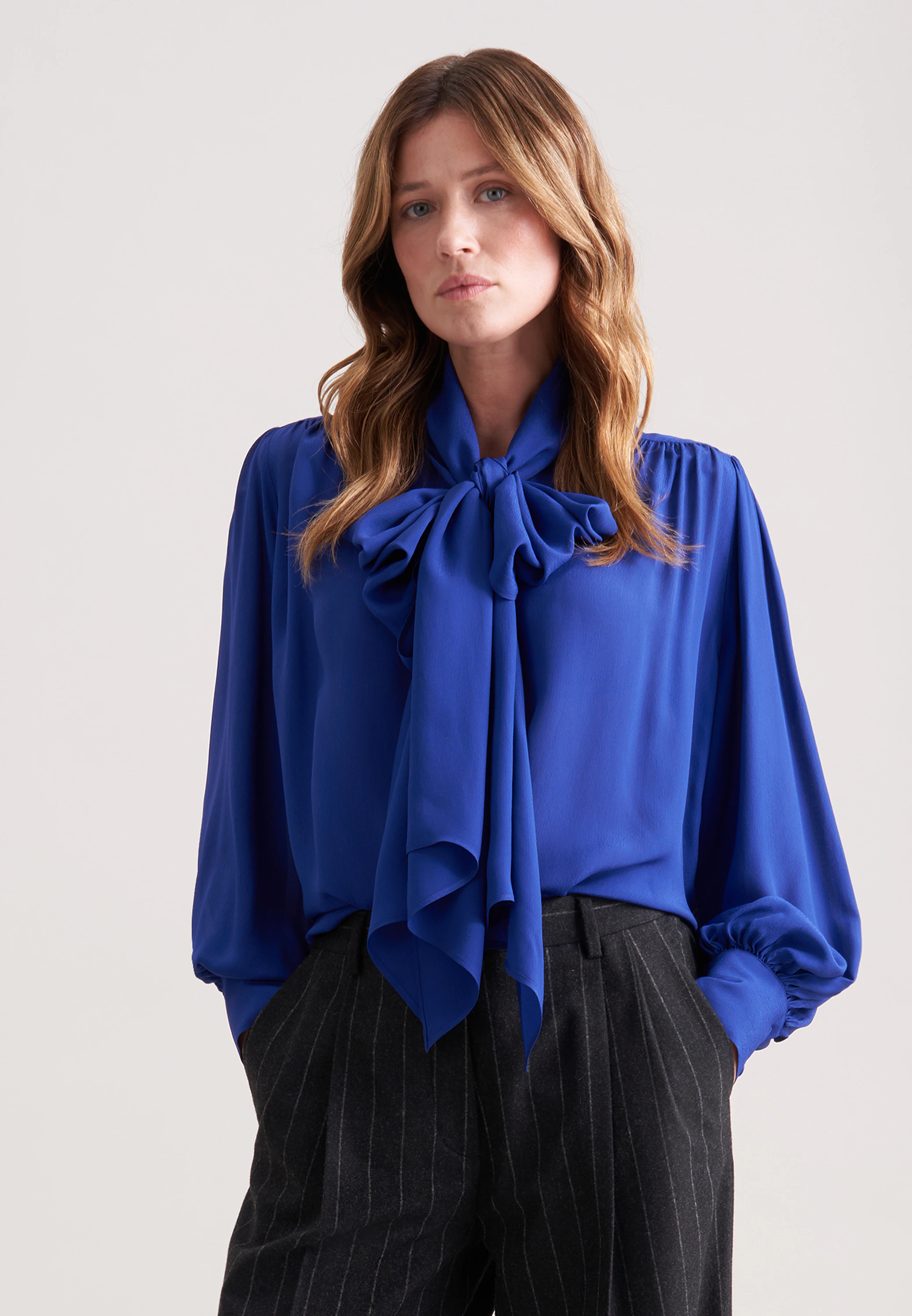 Schluppenbluse aus Chiffon Blau