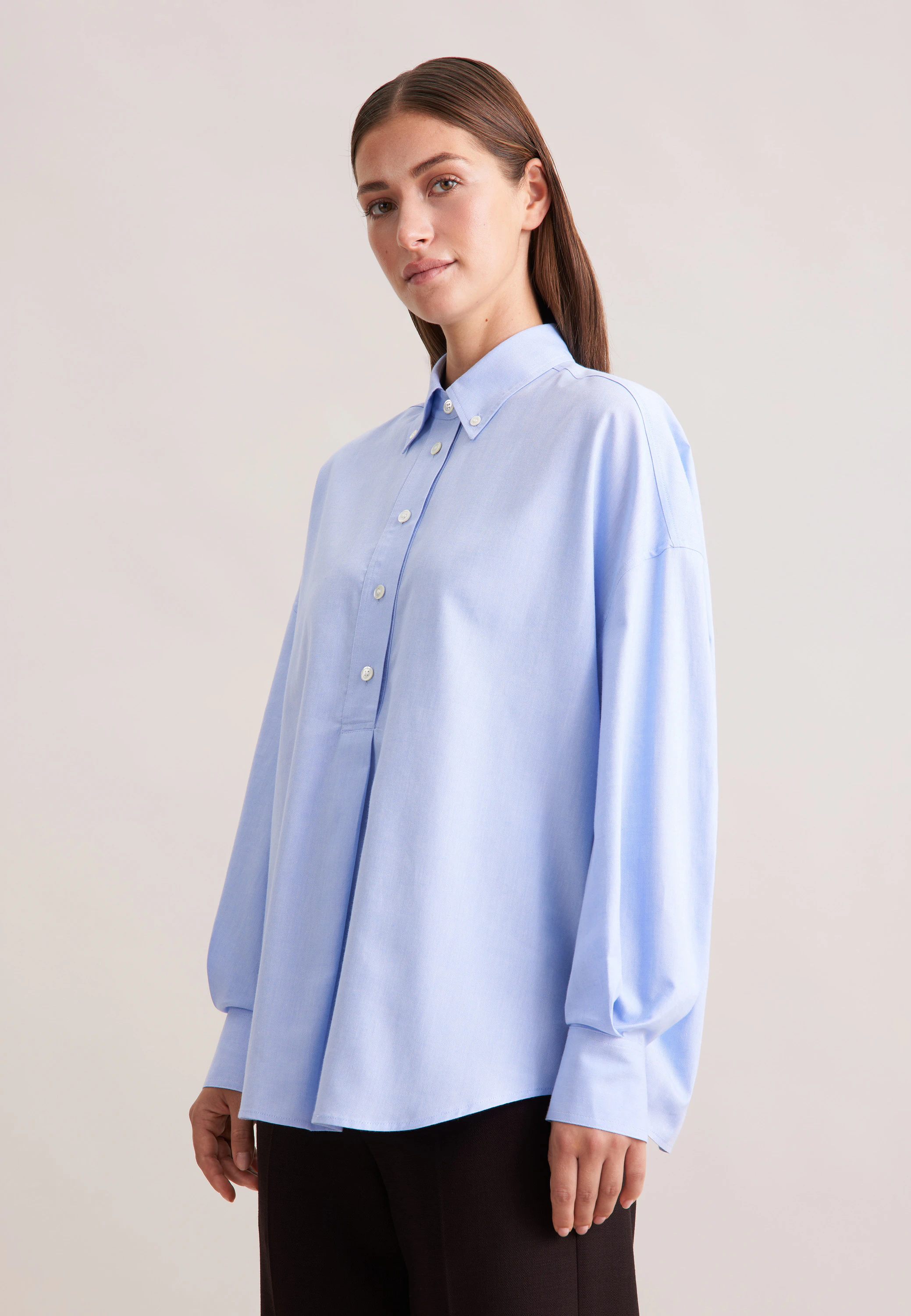 Oversized Oxford Bluse mit Pololeiste Blau