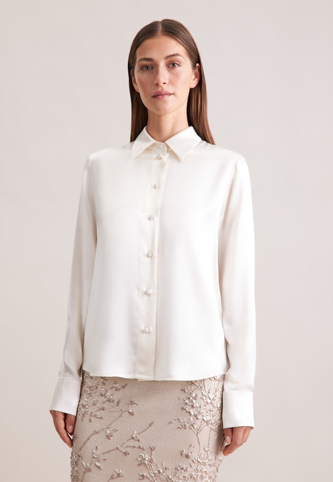 Satinierte Hemdbluse in Ecru | Seidensticker online shop