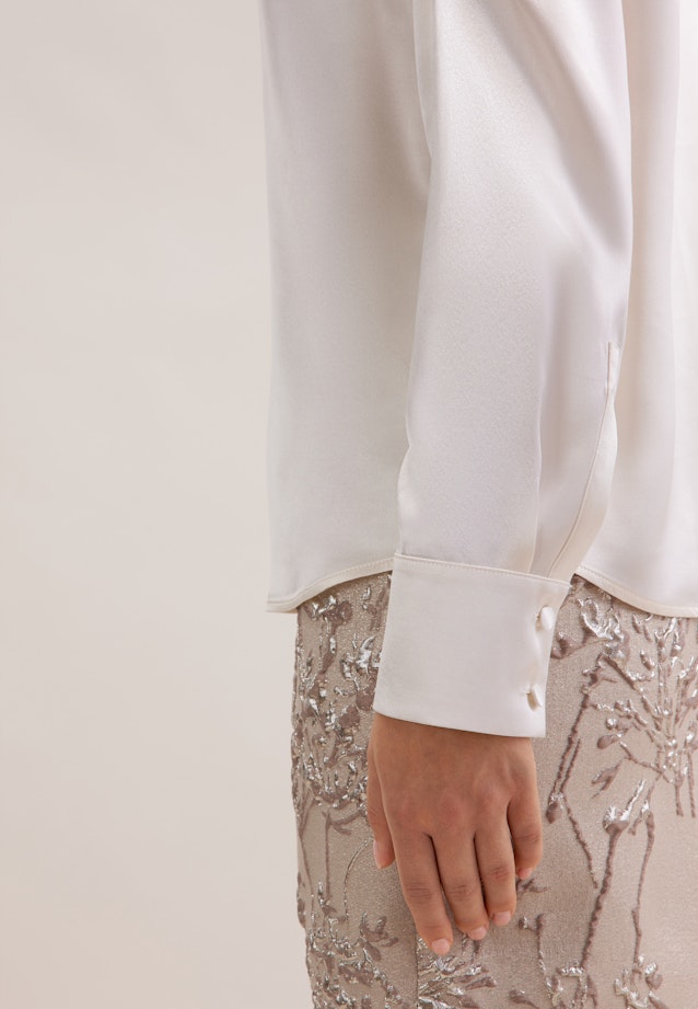 Satinierte Hemdbluse in Ecru |  Seidensticker Onlineshop
