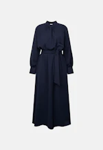 Robe fluide avec col levé et ceinture à la taille in Bleu Foncé |  Seidensticker Onlineshop