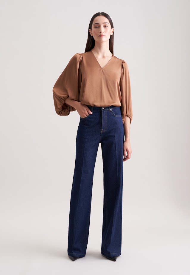 Satiniertes Blusenshirt mit V- Ausschnitt in Beige |  Seidensticker Onlineshop