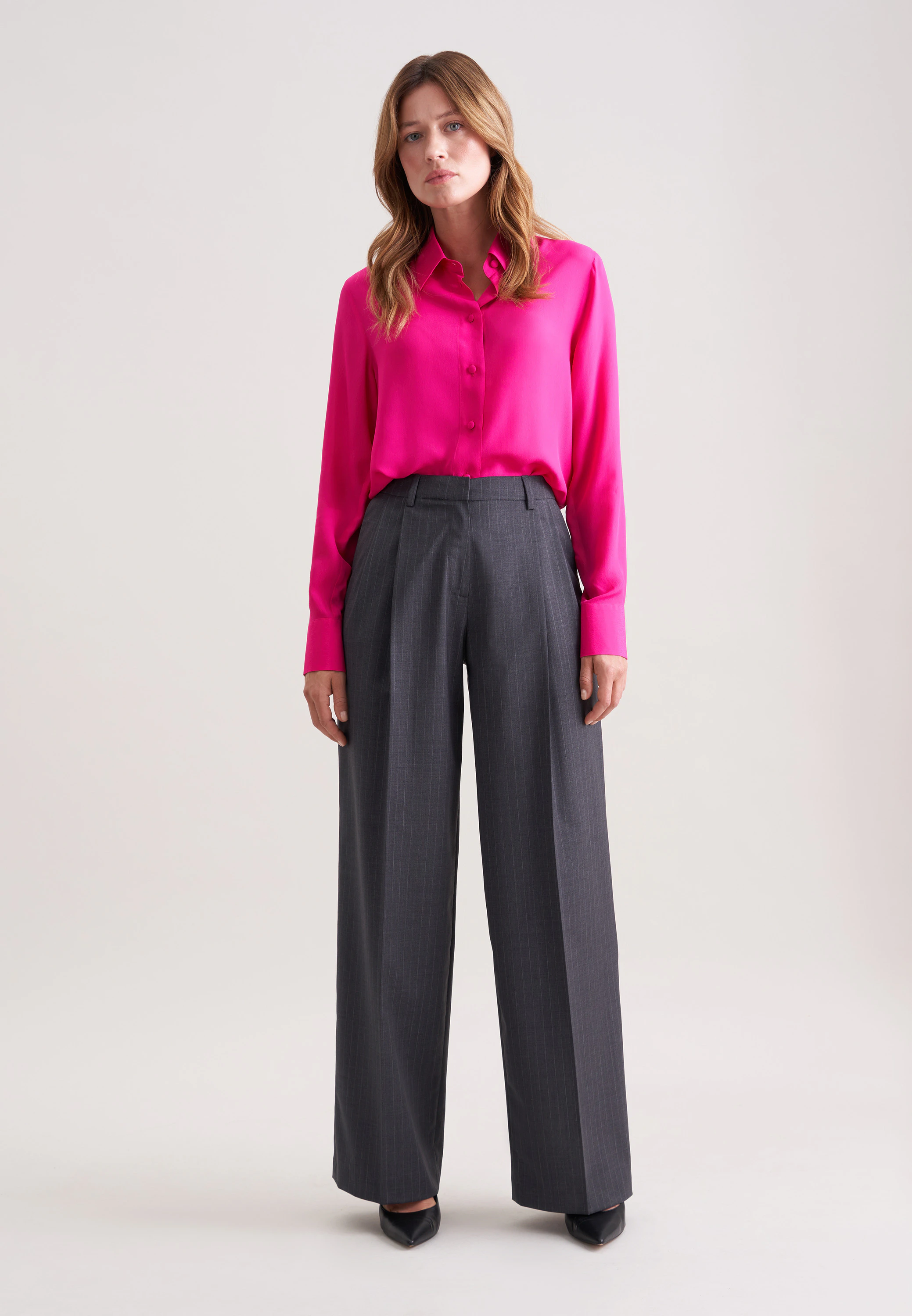 Bundfaltenhose aus einer Wollmischung Grau 38