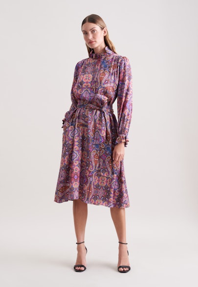 Robe en satin avec volants et ceinture in Rose Fuchsia |  Seidensticker Onlineshop