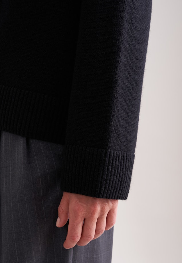 Boxy Rollkragenpullover aus Wolle und Kaschmir in Schwarz |  Seidensticker Onlineshop