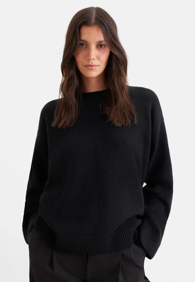 Pull carré en laine et cachemire dans Noir | Boutique en ligne Seidensticker