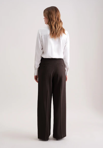 Pleated wool-blend trousers in Braun |  Seidensticker Onlineshop