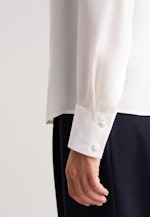 Fließende Hemdbluse aus Chiffon in Ecru |  Seidensticker Onlineshop