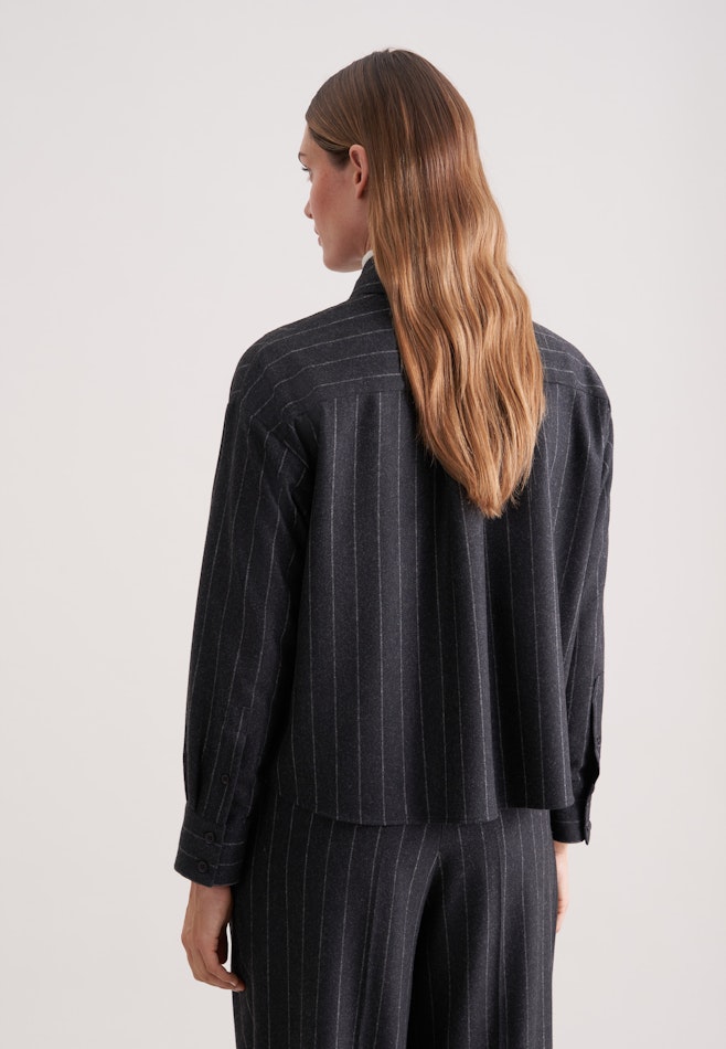 Boxy Bluse aus Flanell Nadelstreifen in Grau | Seidensticker Onlineshop