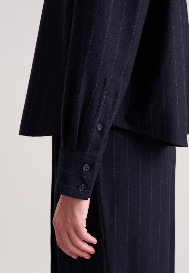 Boxy Bluse aus Flanell Nadelstreifen in Dunkelblau |  Seidensticker Onlineshop