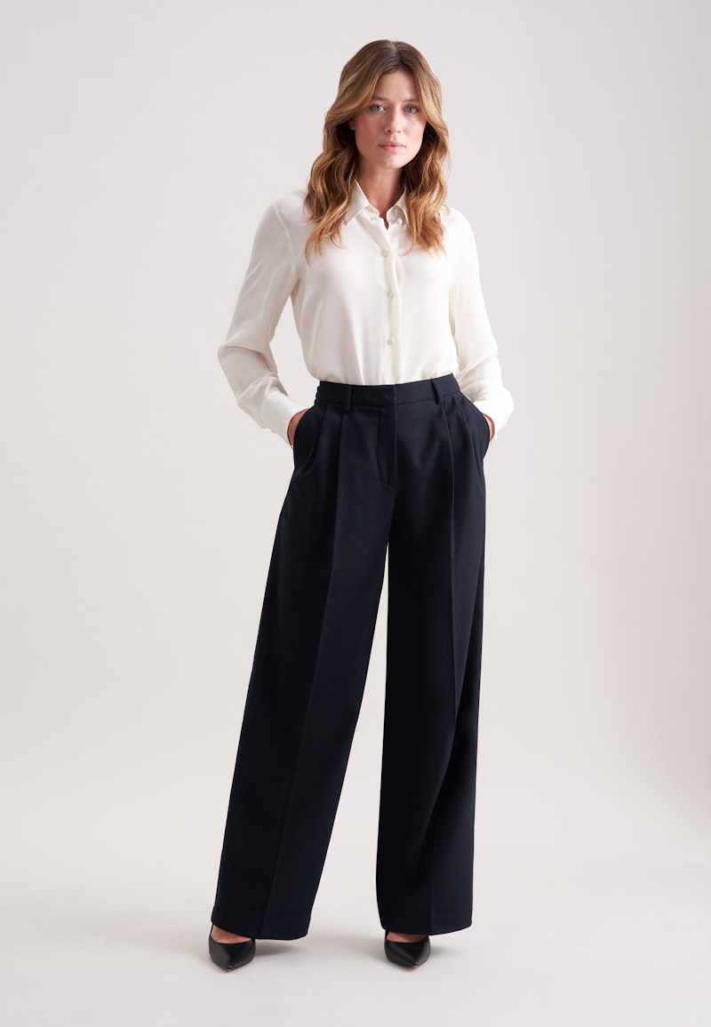 Bundfaltenhose aus Flanell