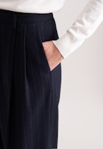 Bundfaltenhose aus Flanell Nadelstreifen in Dunkelblau |  Seidensticker Onlineshop