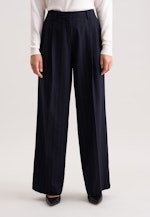 Bundfaltenhose aus Flanell Nadelstreifen in Dunkelblau |  Seidensticker Onlineshop