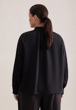 Raglanbluse mit Stehkragen in Schwarz |  Seidensticker Onlineshop