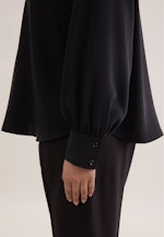 Raglanbluse mit Stehkragen in Schwarz |  Seidensticker Onlineshop