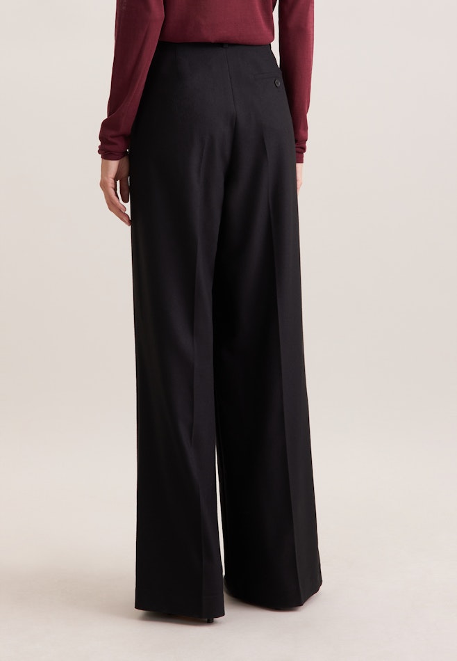 THE PANTS Bundfaltenhose aus Flanell in Schwarz | Seidensticker Onlineshop