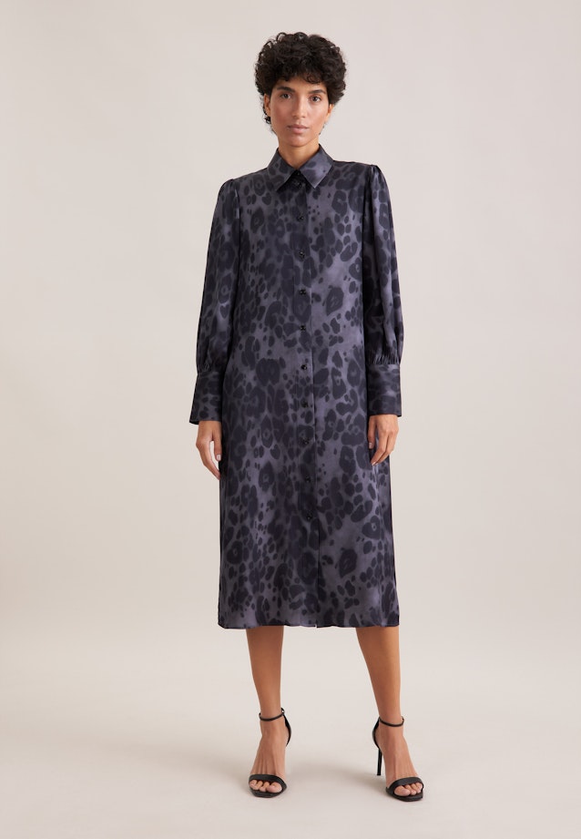 Satiniertes Hemdblusenkleid mit Gürtel in Grau |  Seidensticker Onlineshop