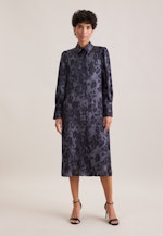 Satiniertes Hemdblusenkleid mit Gürtel in Grau |  Seidensticker Onlineshop