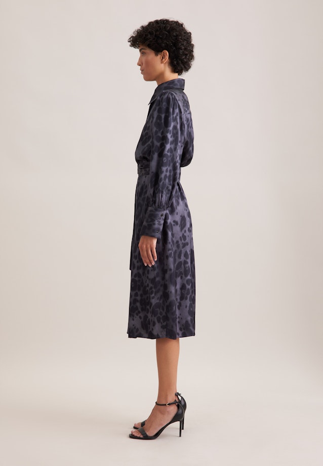 Satiniertes Hemdblusenkleid mit Gürtel in Grau |  Seidensticker Onlineshop