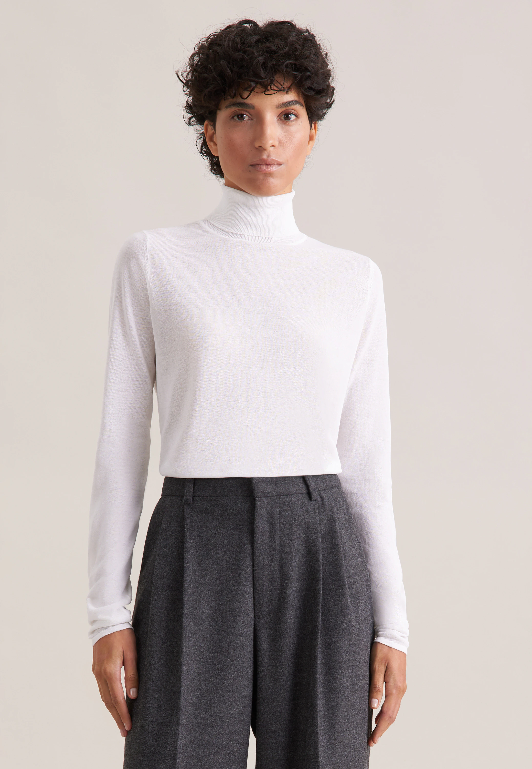 THE ESSENTIAL Feinstrick Rollkragenpullover mit Seide Weiß