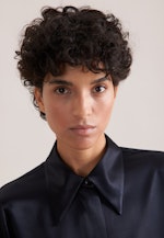 THE STAR Fließende Satinbluse in Schwarz |  Seidensticker Onlineshop