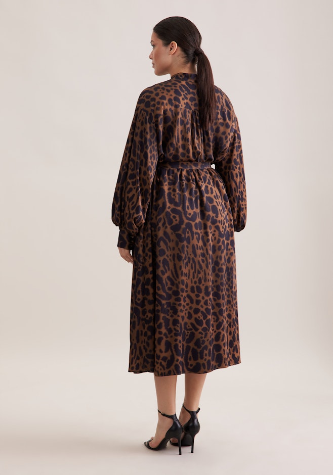 Satiniertes Kleid mit voluminösen Ärmeln in Braun | Seidensticker Onlineshop