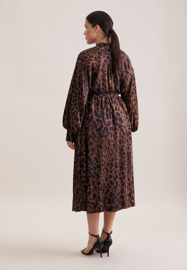 Satiniertes Kleid mit voluminösen Ärmeln in Braun |  Seidensticker Onlineshop