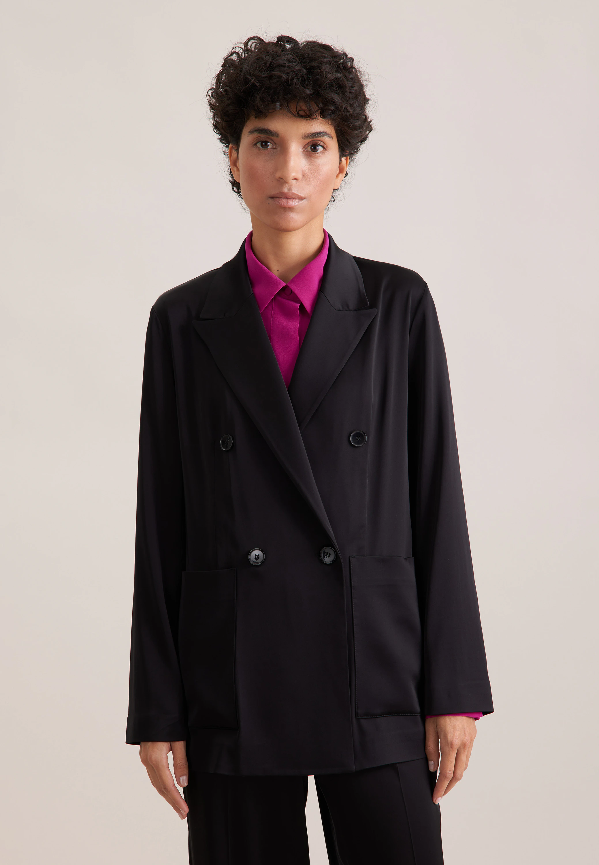 Zweireihiger Blazer aus Satin ohne Futter Schwarz