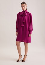 Kleid mit Stehkragen und angesetzter Schluppe in Rosa |  Seidensticker Onlineshop