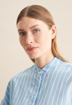 Stehkragenbluse Streifen in Mittelblau |  Seidensticker Onlineshop