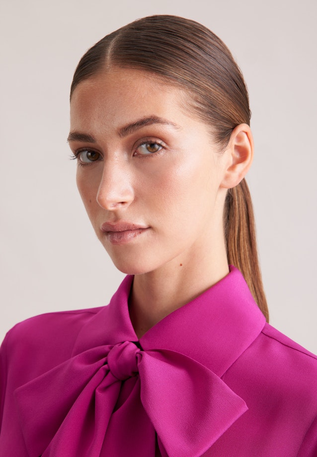 Hemdbluse aus Seide mit abnehmbarer Schluppe in Rosa |  Seidensticker Onlineshop